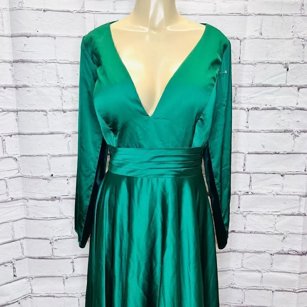 Mac Duggal Long Sleeve Plunge Neck Cocktail Midi Dress SZ16 - Picture 3 of 9